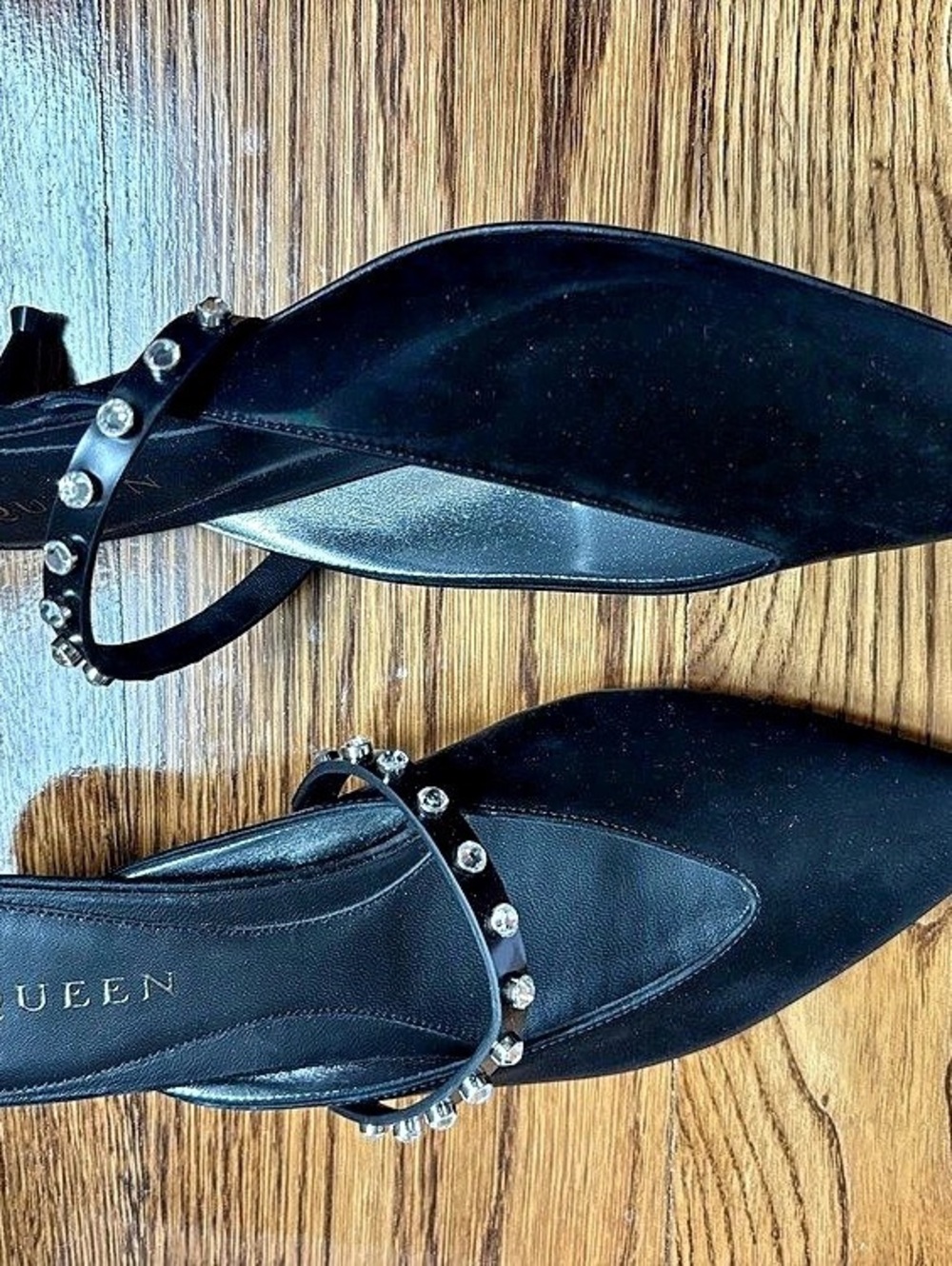 New never worn MQUEEN Studded Pointed-Toe Mules Black US  9